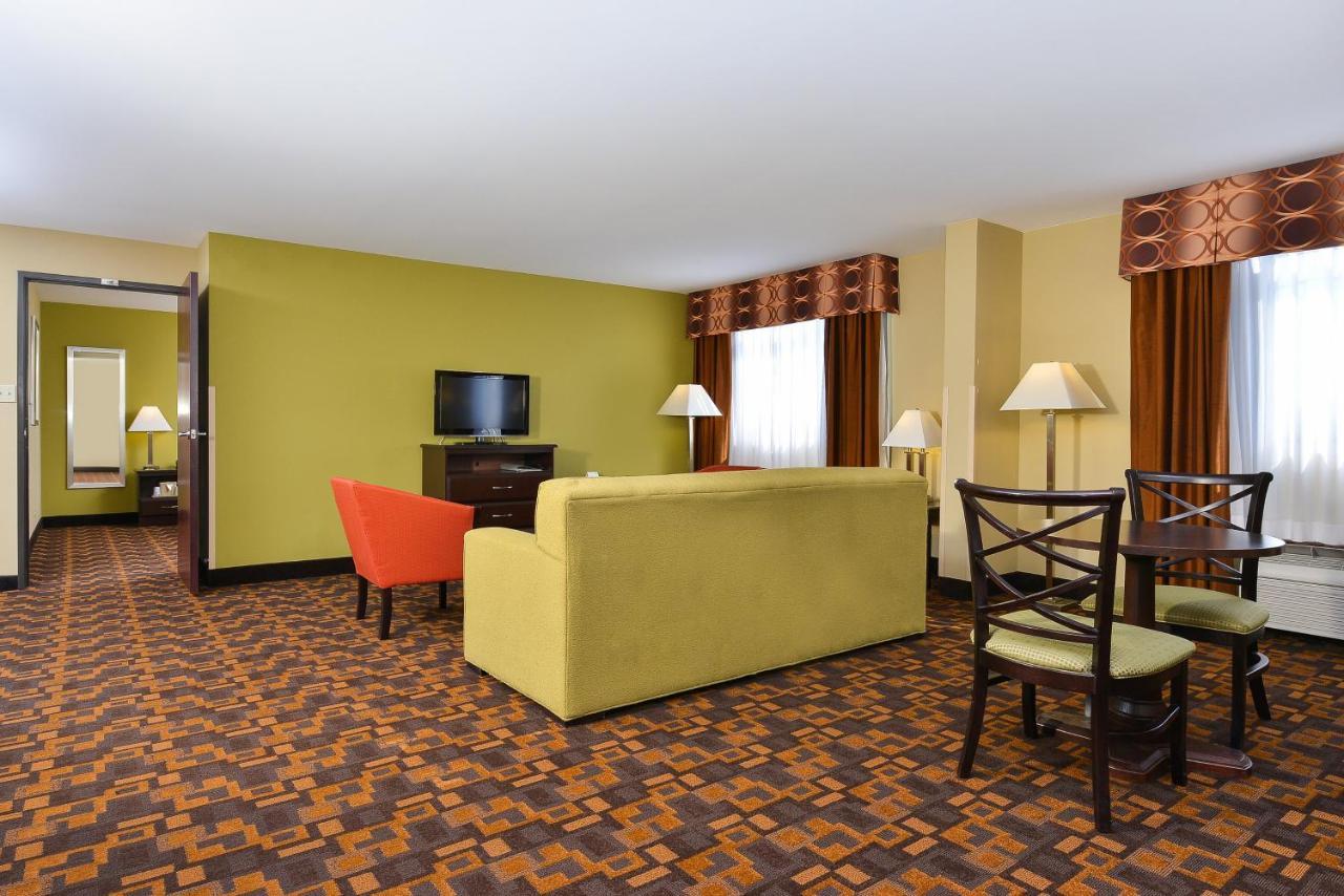 Holiday Inn Mount Prospect-Chicago מראה חיצוני תמונה